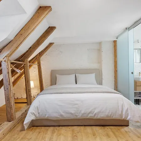 Aparthotel House 66