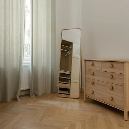 House 66 Aparthotel Brasov