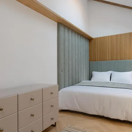 House 66 * Brasov